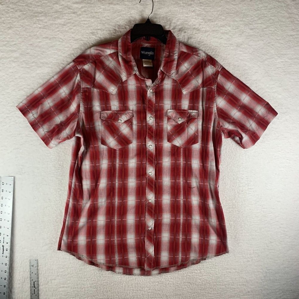 Wrangler Shirt Men's XL Red Plaid Cotton Flap Pockets Casual Snap Button 8529